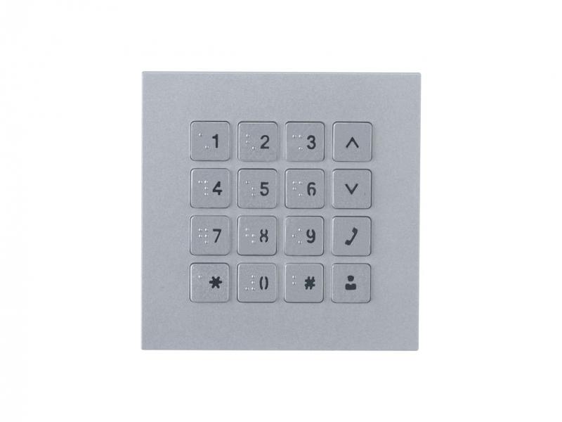 579